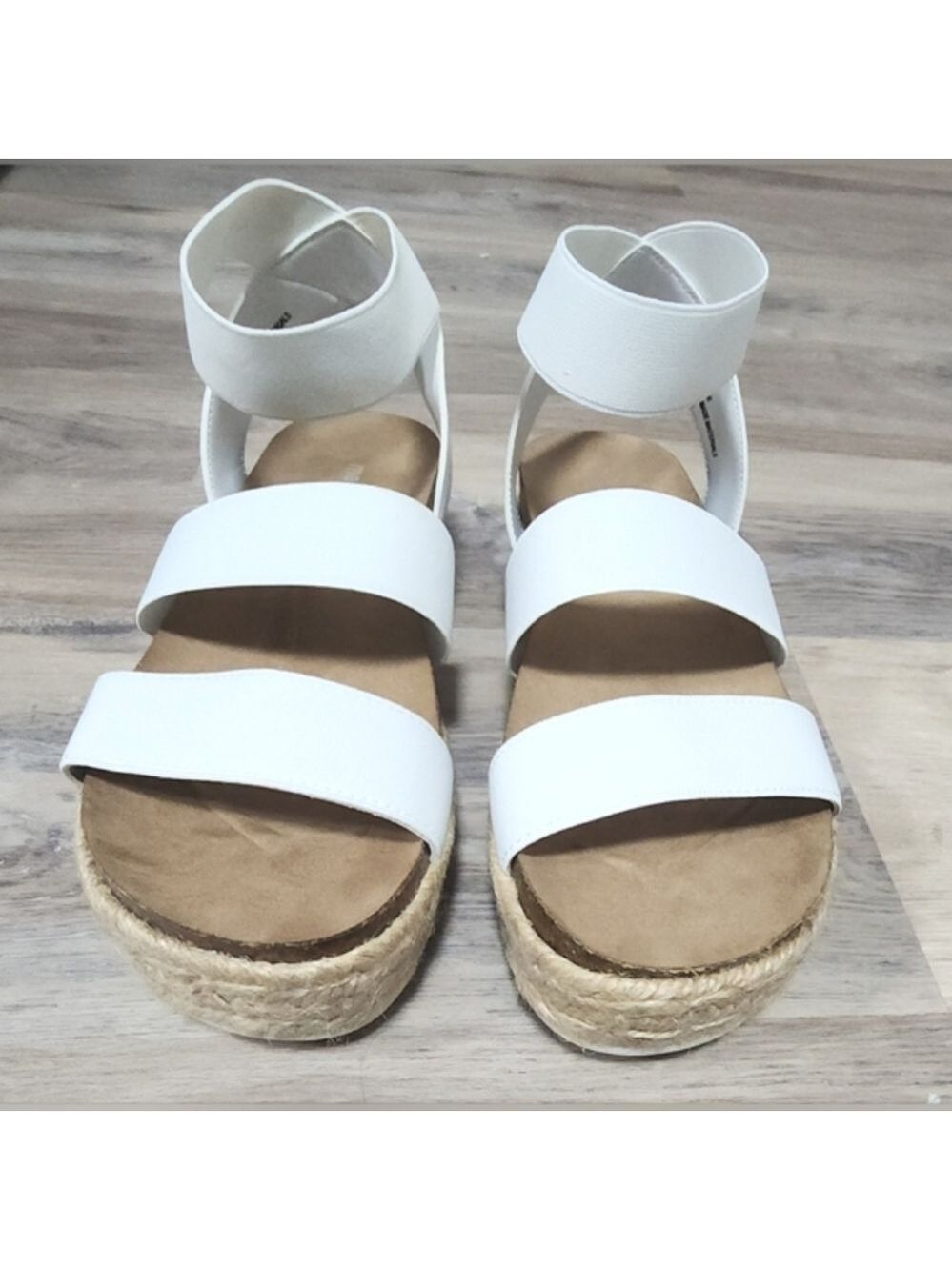 Madden Girl Women's Carly Espadrille Wedge Sandal White Size 7 - New in Box - Picture 2 of 11